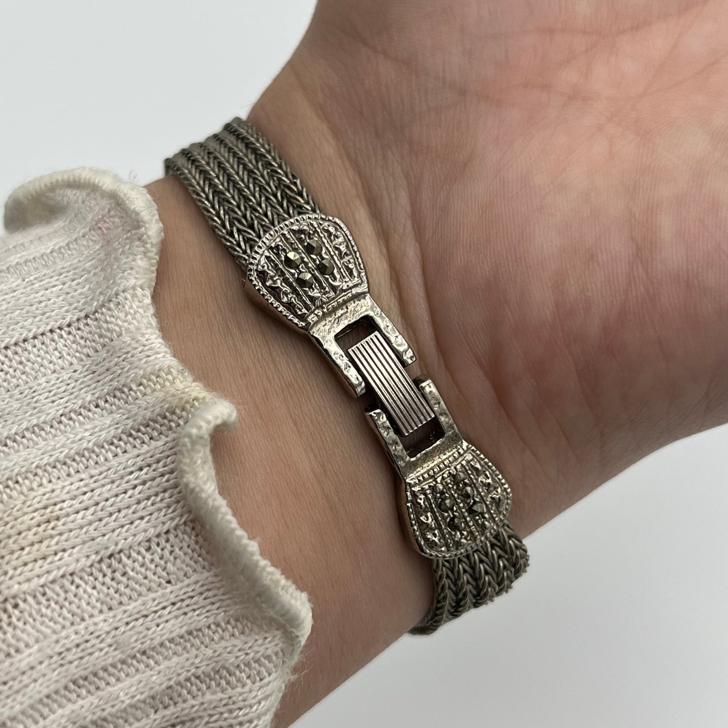 Art Deco Style Watch with Bow Detailing