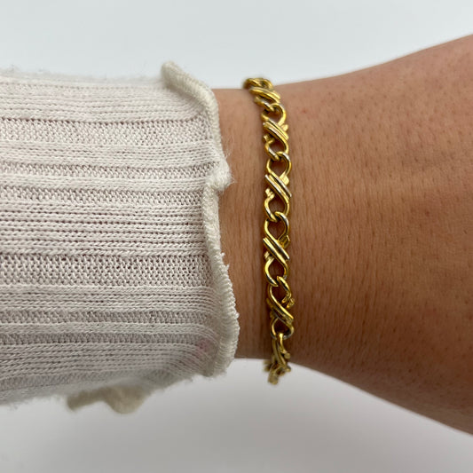 Detailed Gold-Toned Bracelet