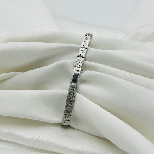 Classy Textured Gruen Silver Tone Watch