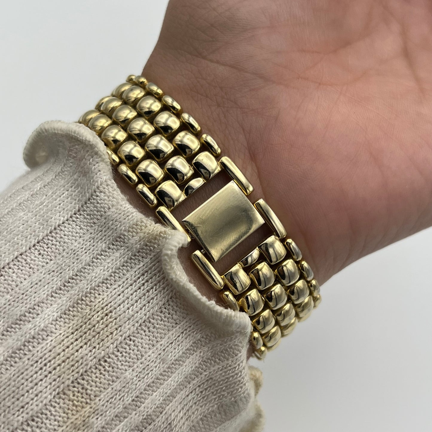 Unique Gold Tone Watch with Rounded Links