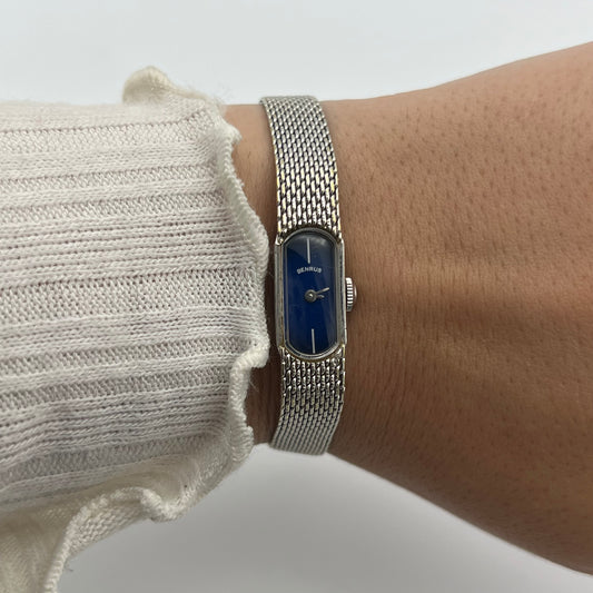 RARE Benrus 1960s Dainty Navy Dial Watch
