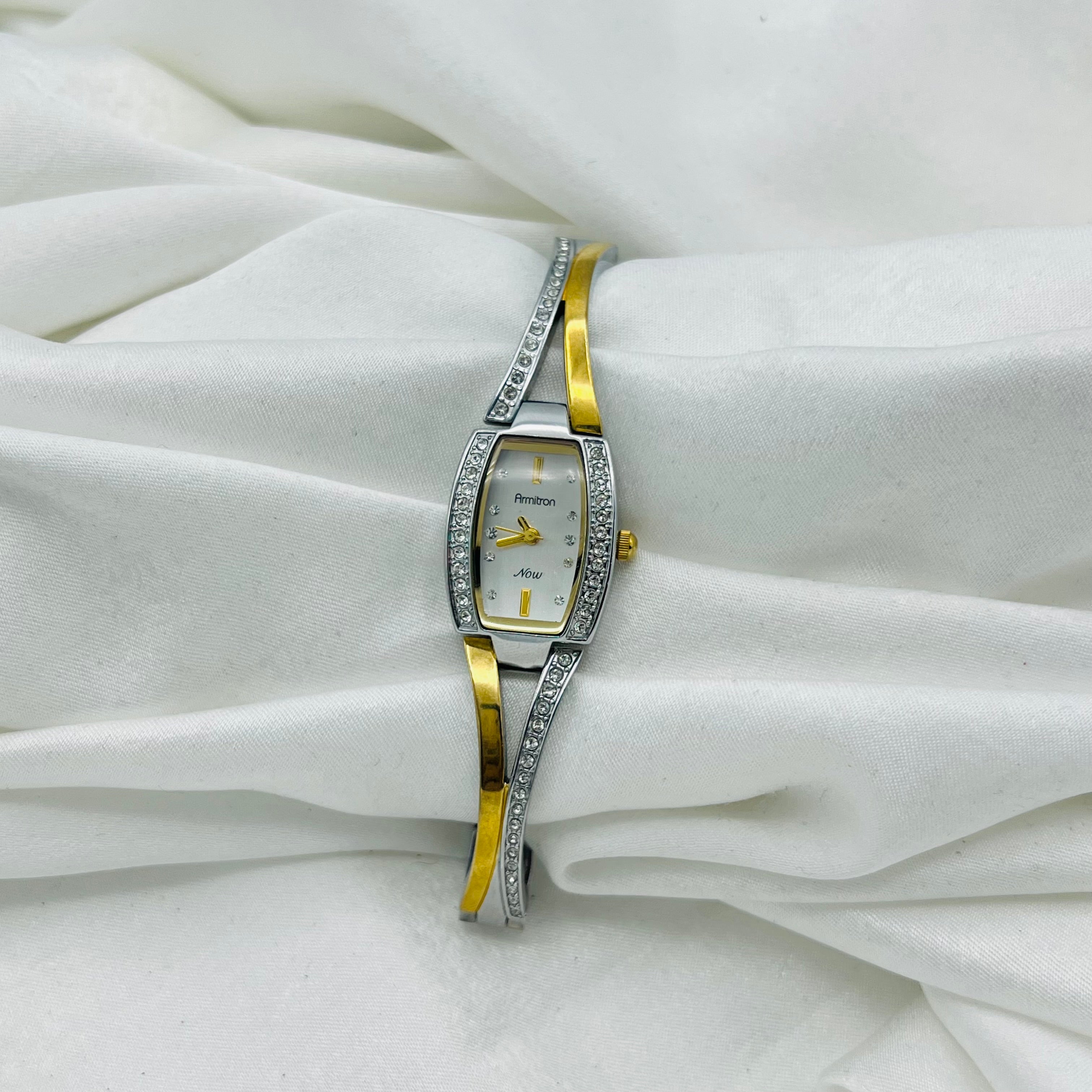 🌟🩶 Two-Toned Diamanté Watch