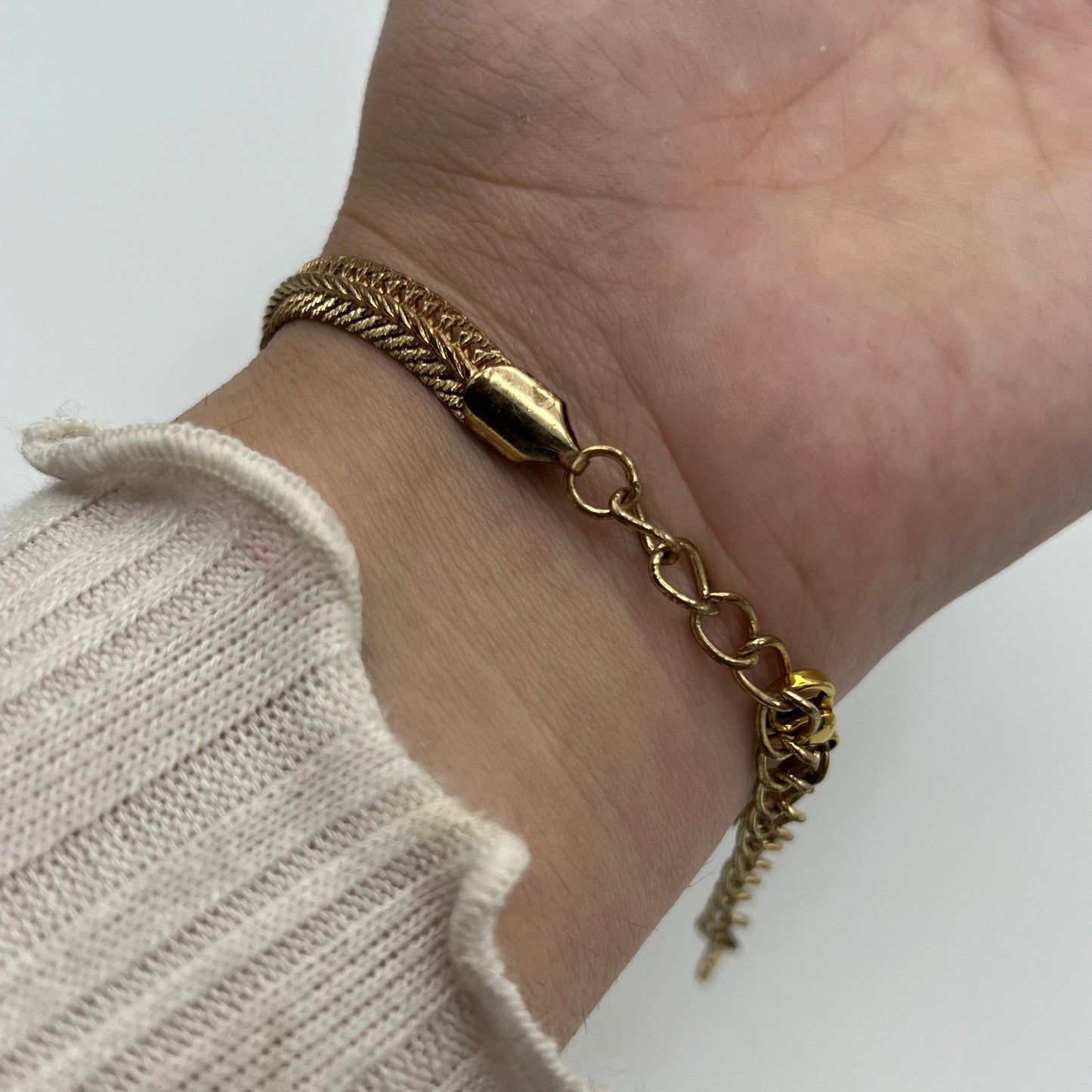 Cute Gold-Toned Bracelet