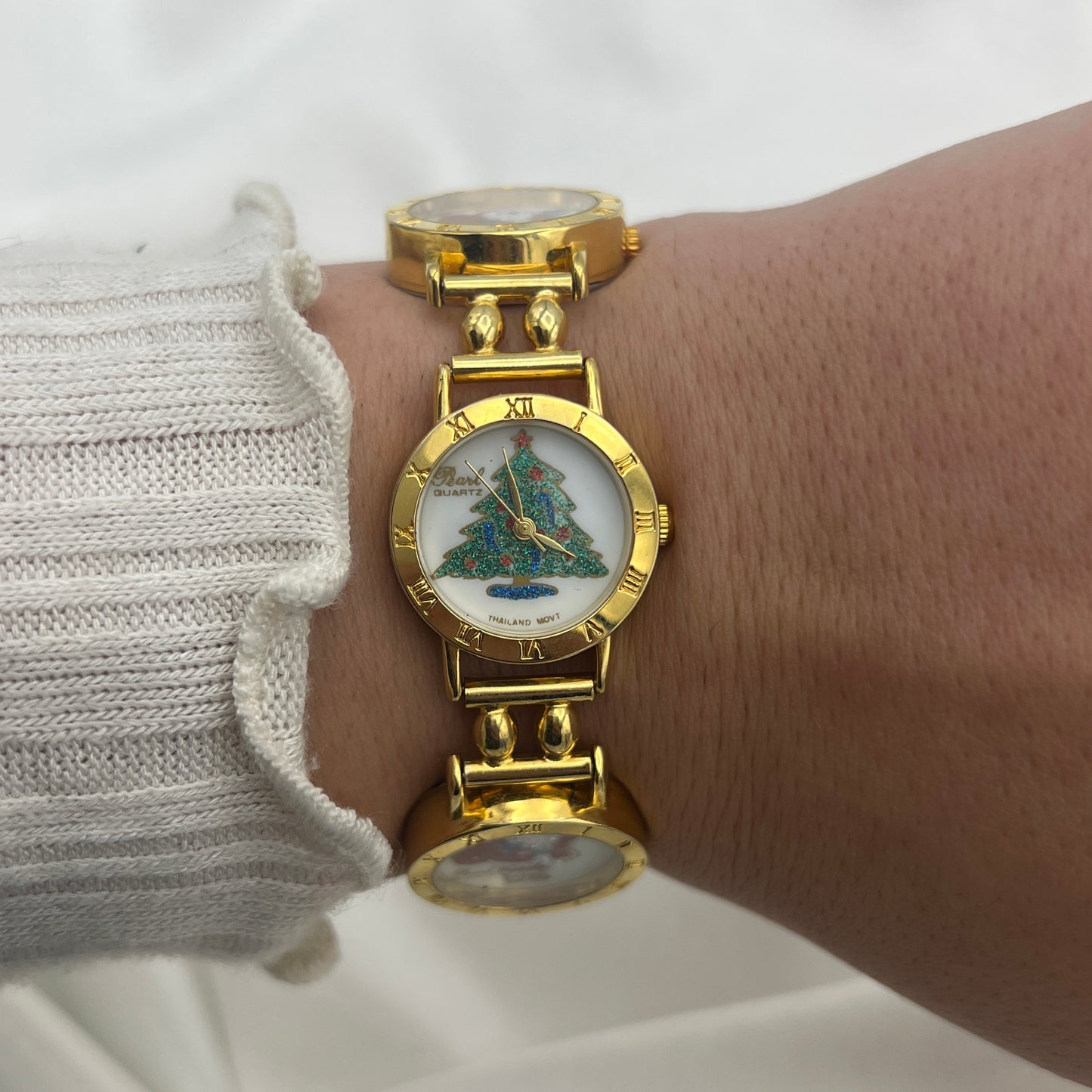 Holiday Tree & Santa Watch