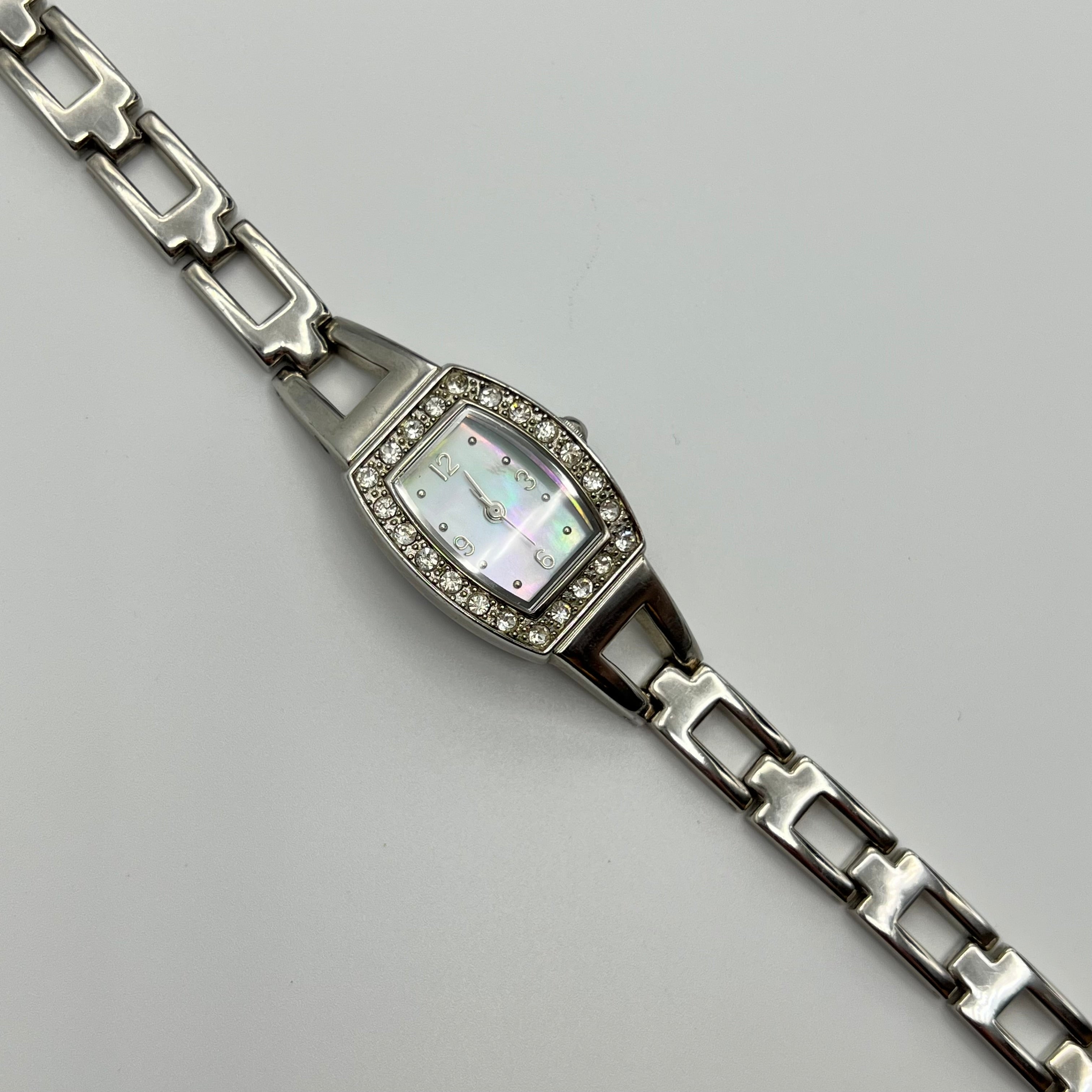 💎 Silver-Toned Diamanté Watch with Iridescent Dial