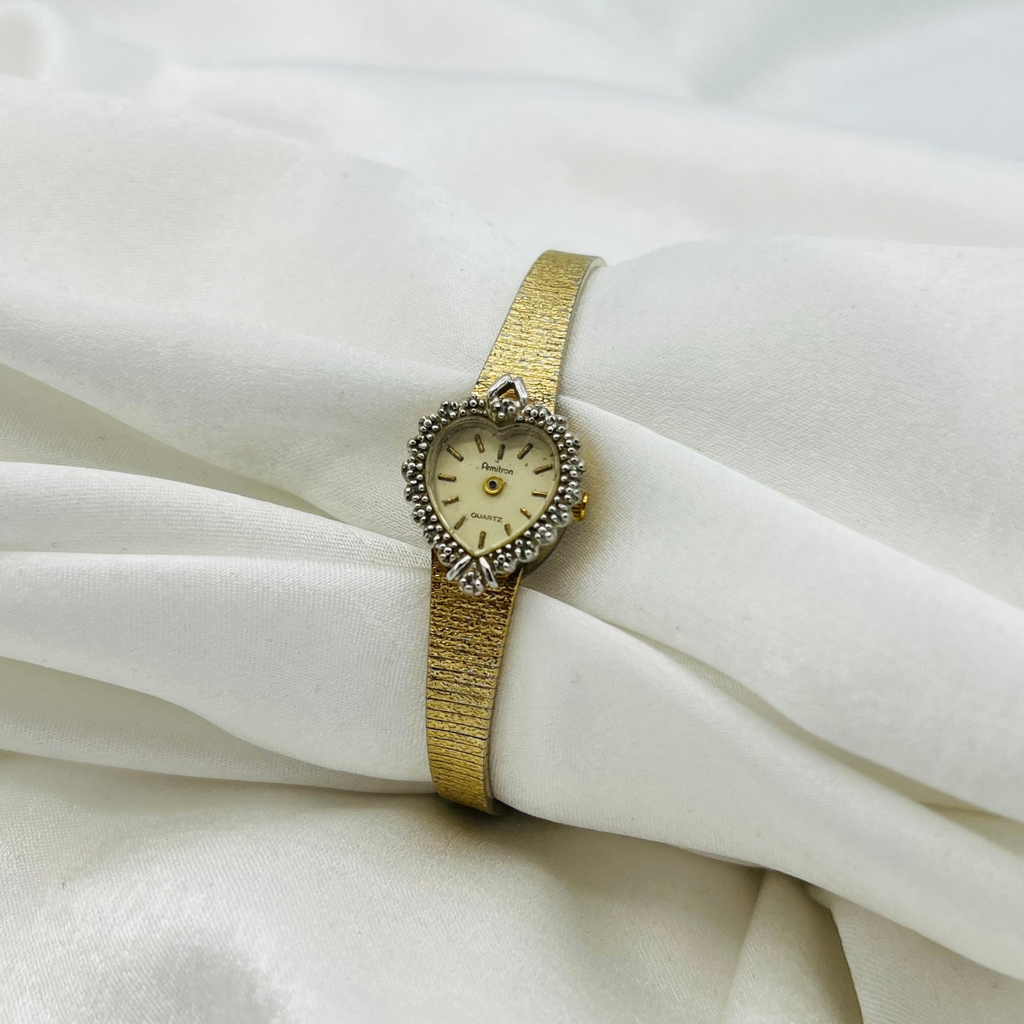 💛 Diamanté Heart Dial Watch