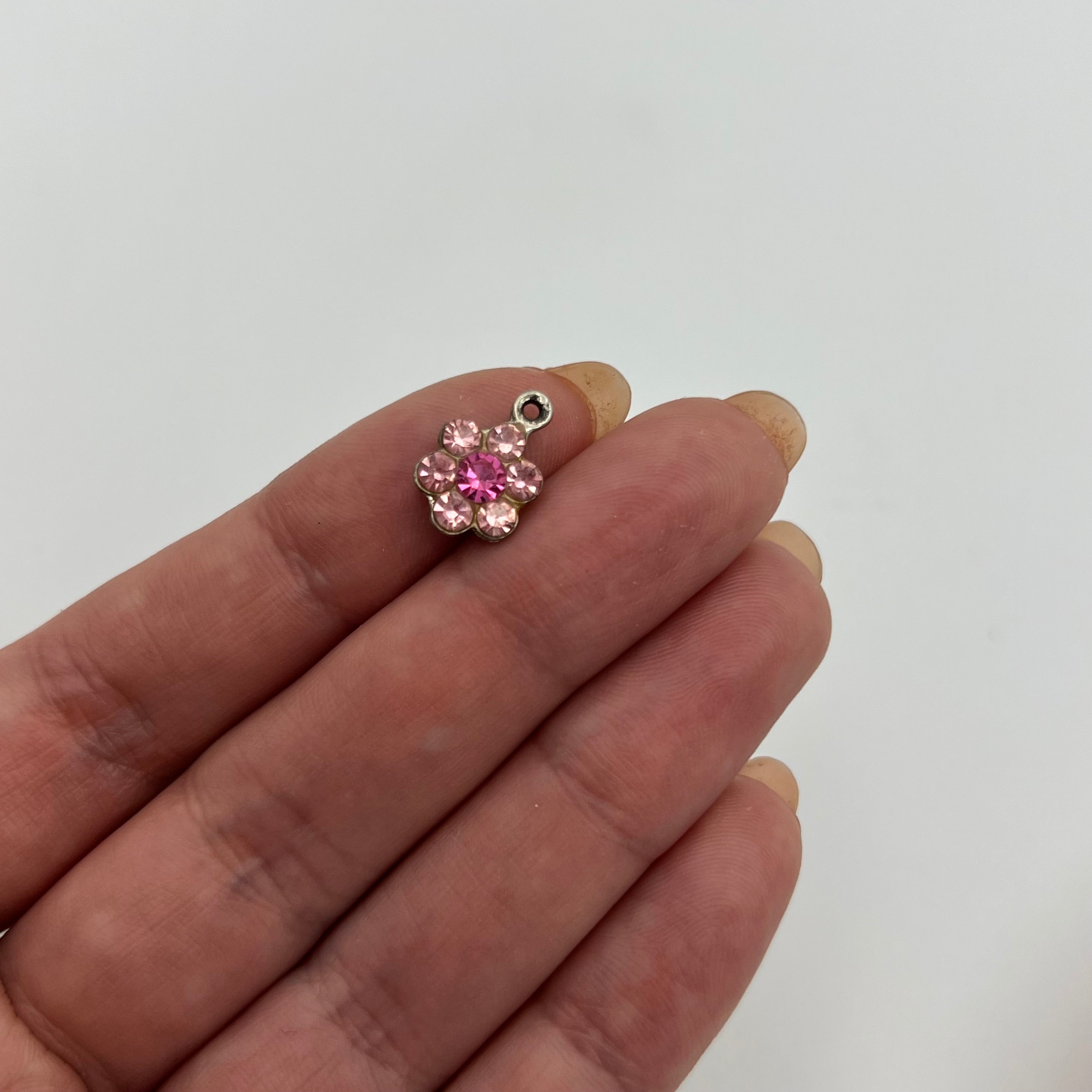 💕 Pink Flower Charm