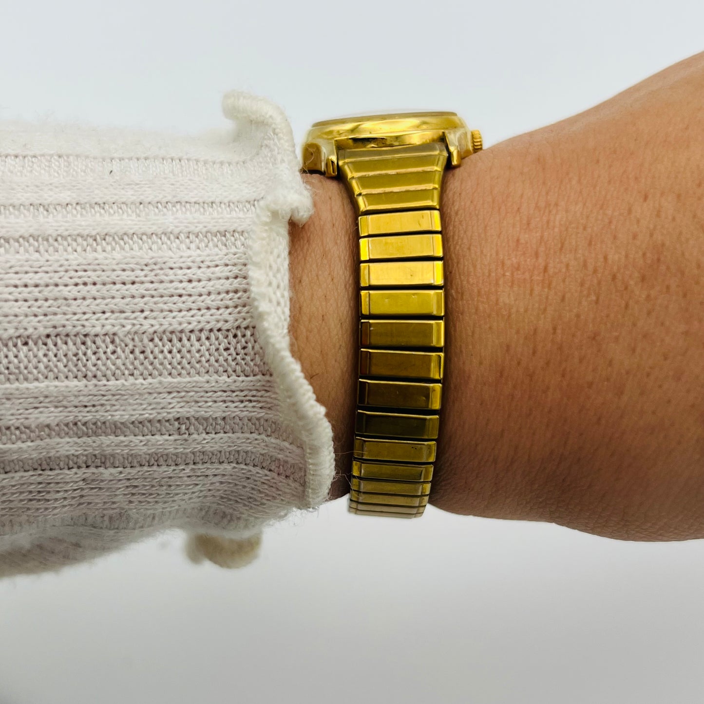 💛 Timex Gold-Toned Watch