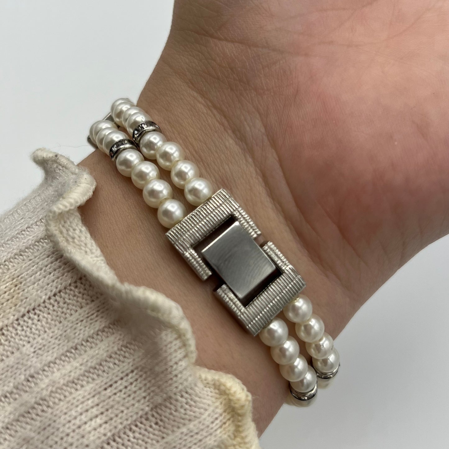 🤍 Pearl Beaded Diamanté Silver-Toned Watch