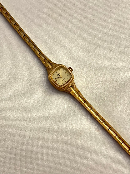💛 Dainty Elgin Gold-Toned Watch