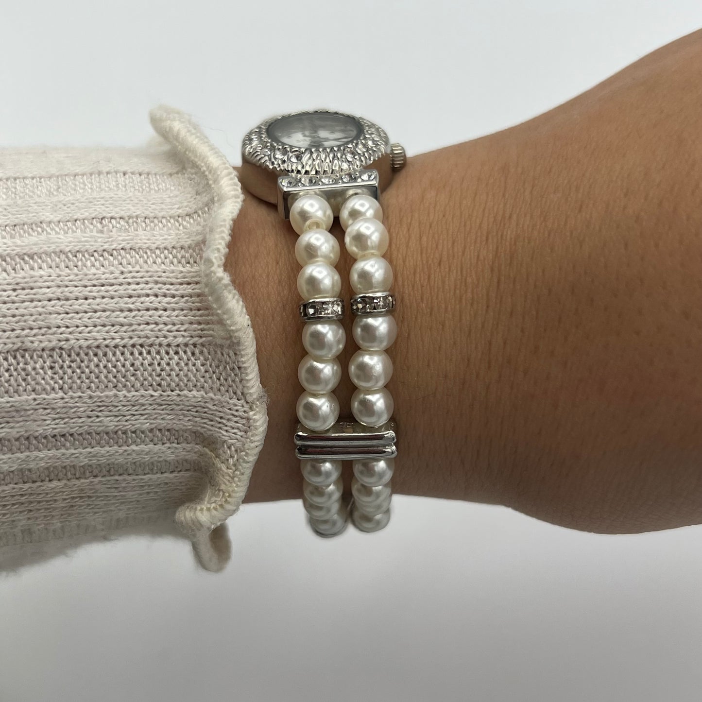 🤍 Pearl Beaded Diamanté Silver-Toned Watch