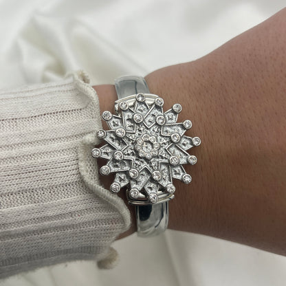 Snowflake Peek-a-boo Watch