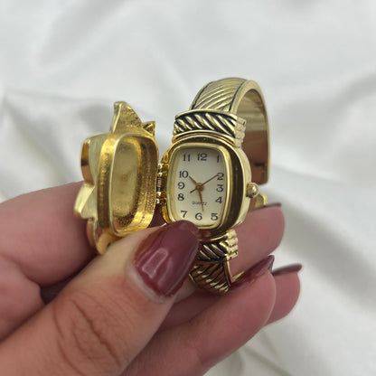 Poinsettia Flower Peek-a-boo Watch