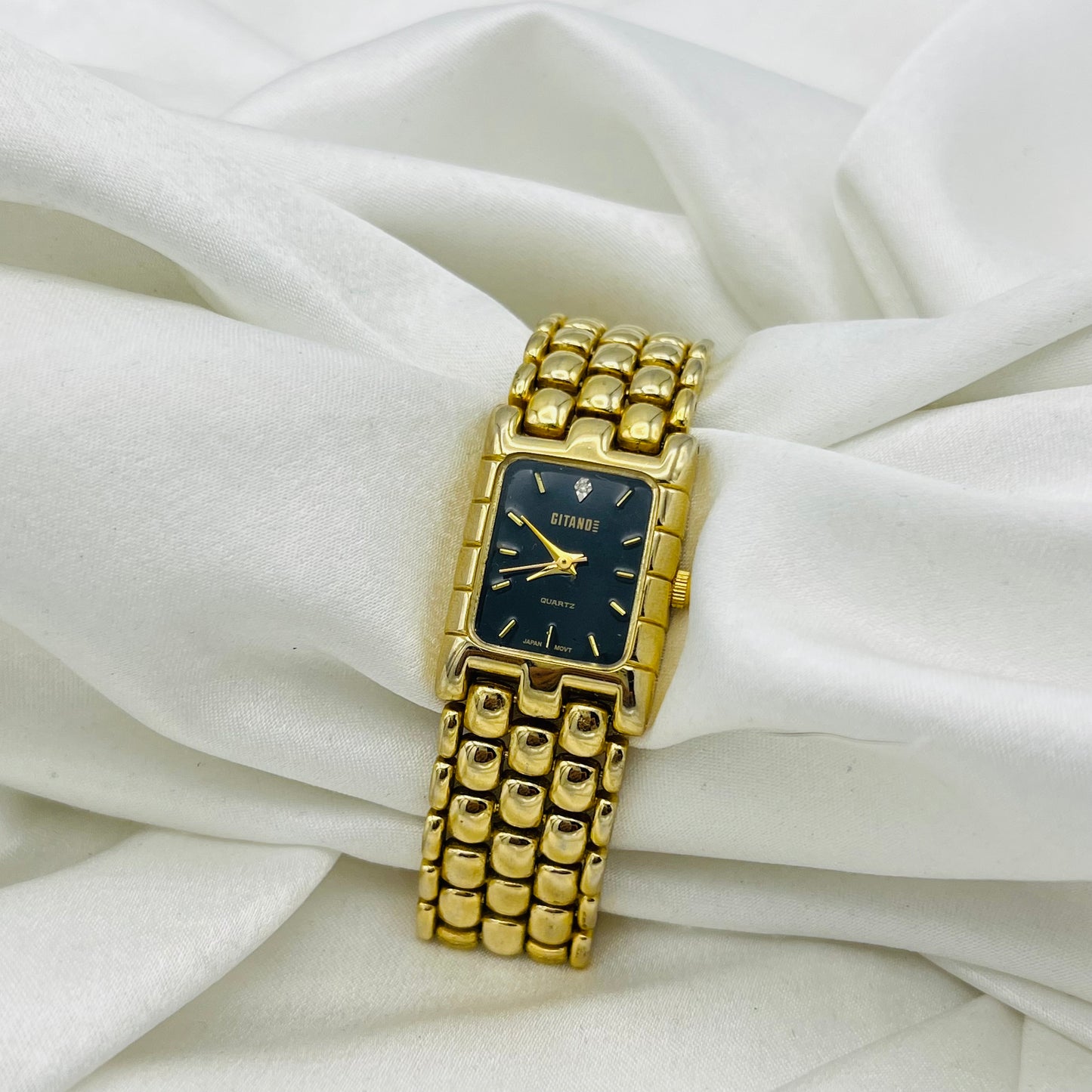 Unique Gold-Toned Watch