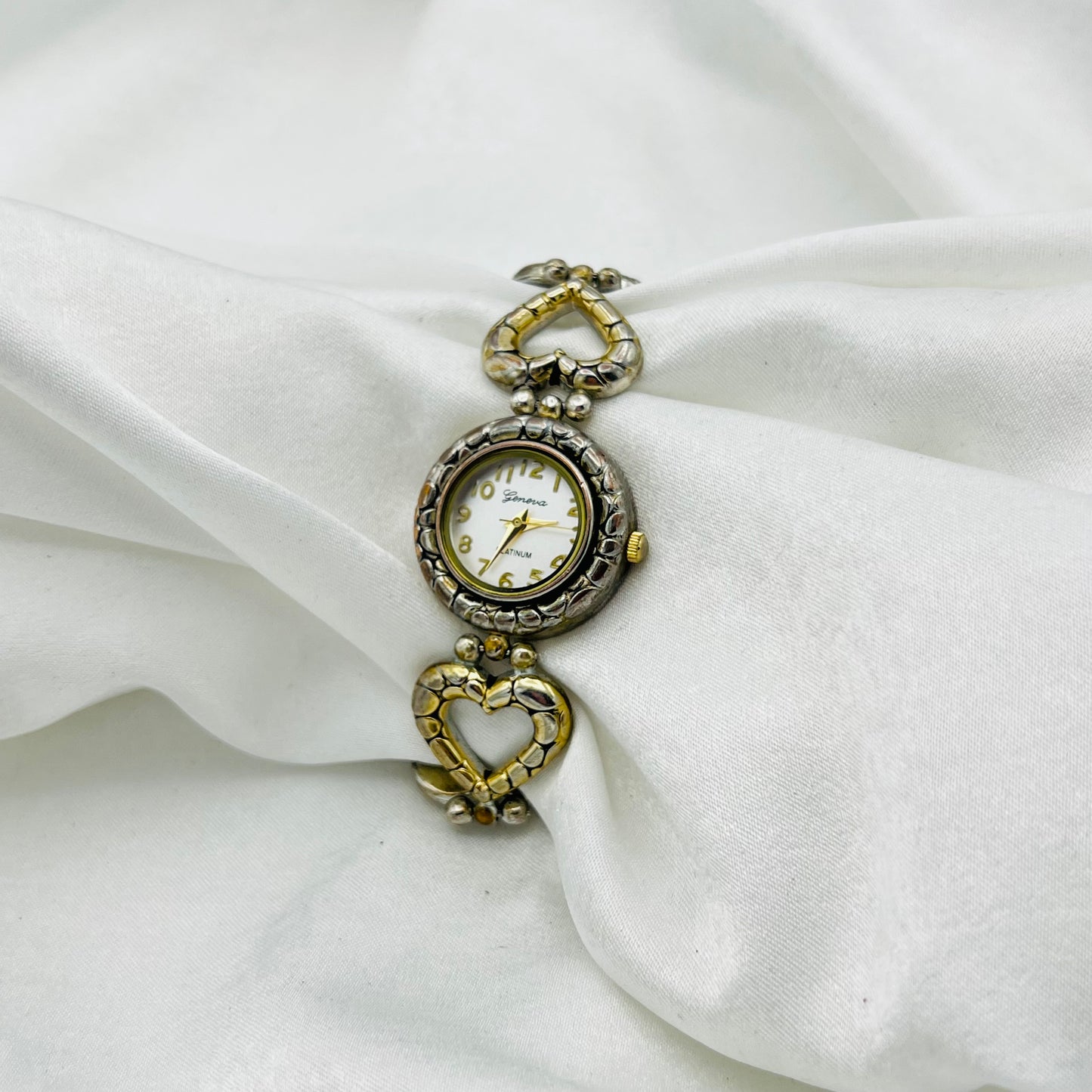 💛🩶 Two-Toned Heart Watch