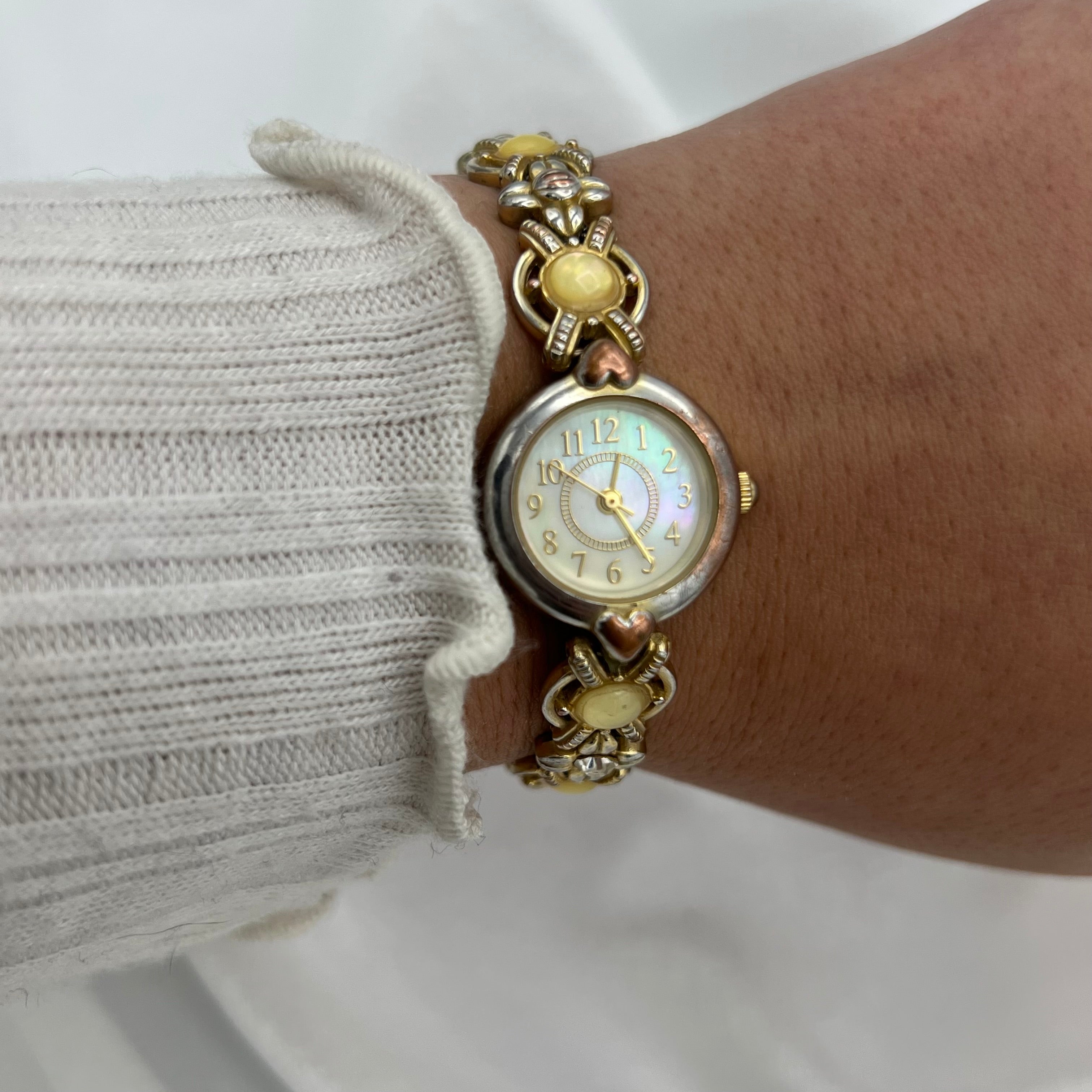 💛 Yellow Gemstone Watch with Mother of Pearl Dial