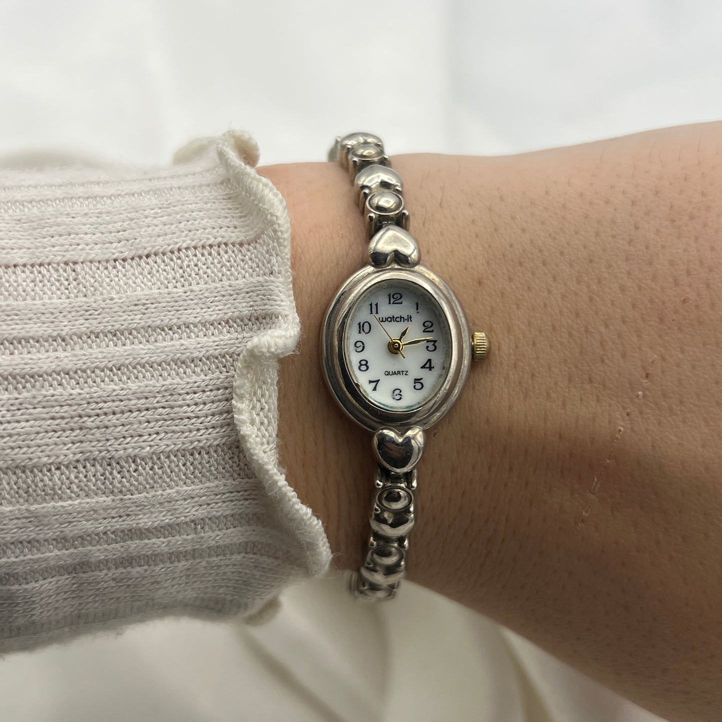 Dainty Heart Strap Watch
