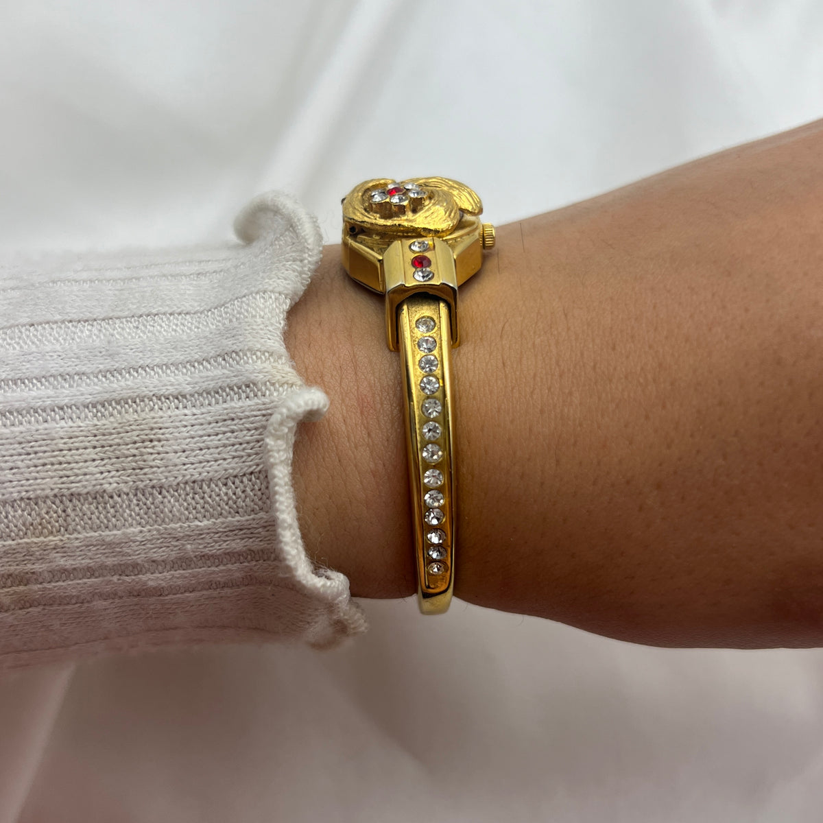 Flower Diamanté Peek-a-boo Watch