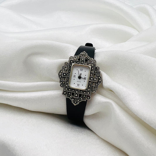 🩶 Art Deco Leather Strap Watch