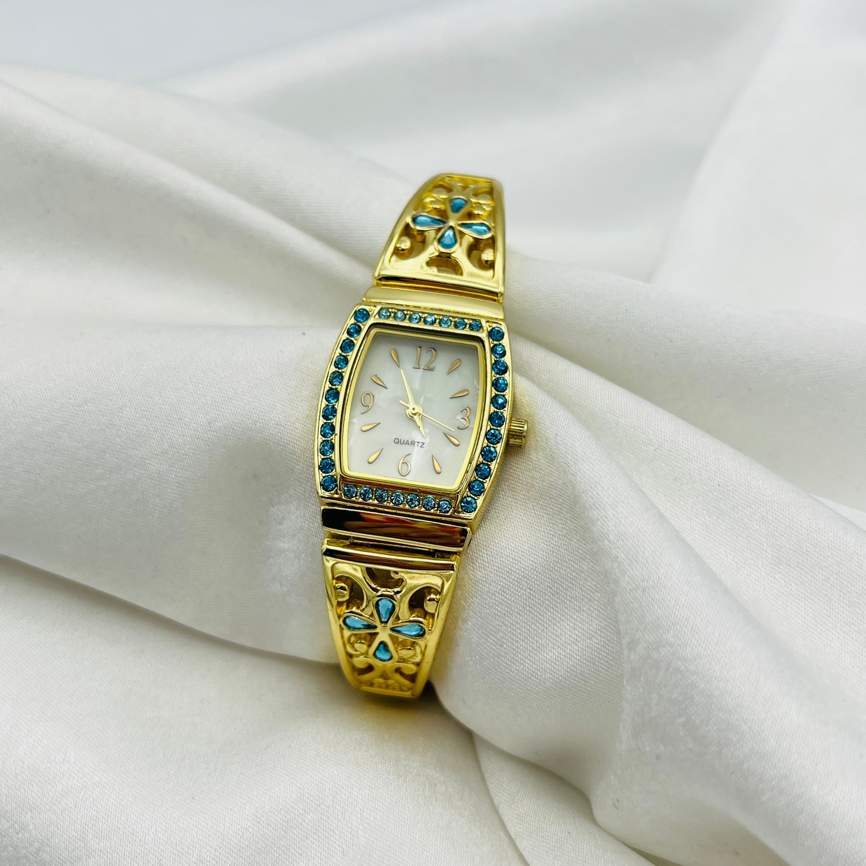 🩵 Aqua Blue Diamanté Watch