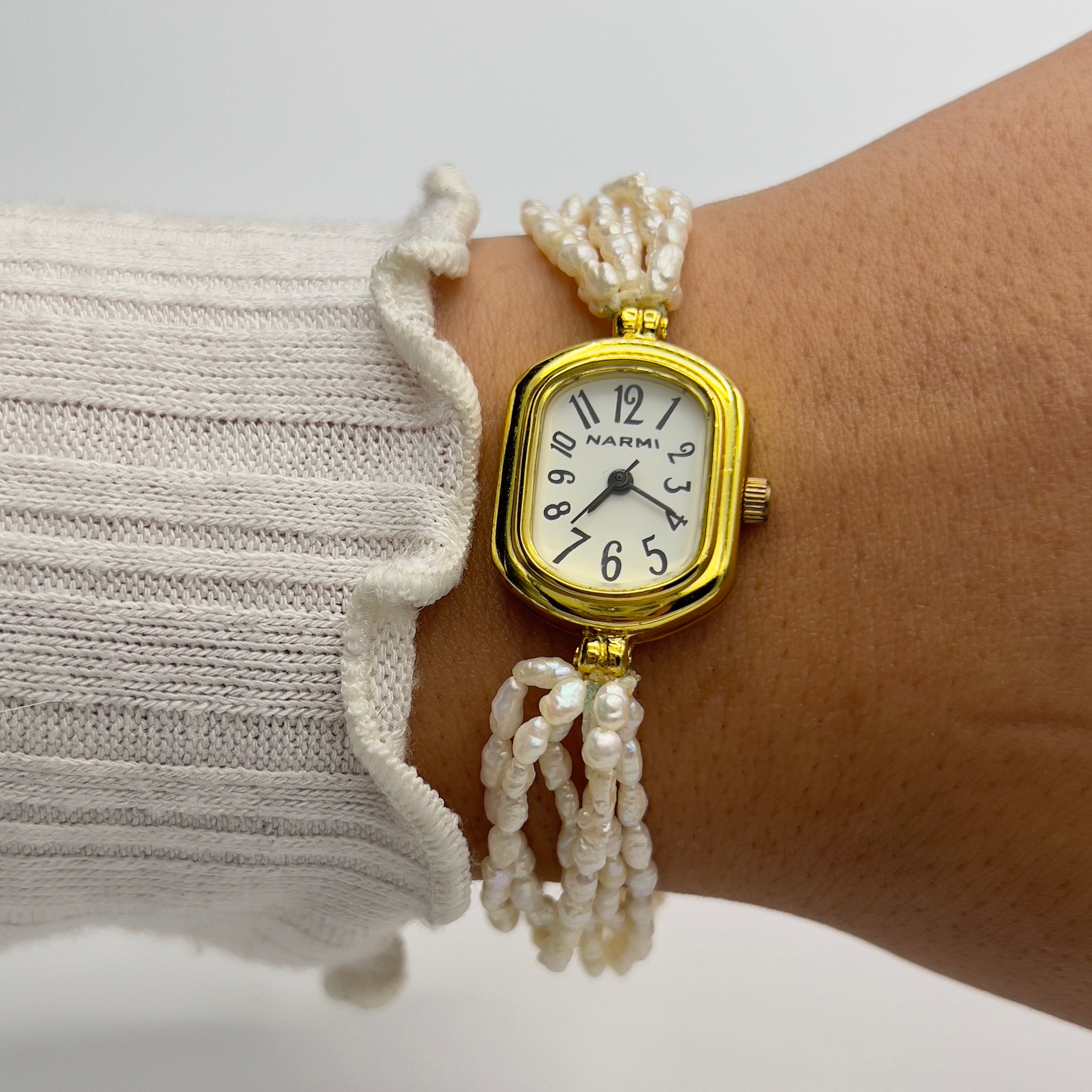 🐚 Handcrafted Vintage Rice Pearl Watch