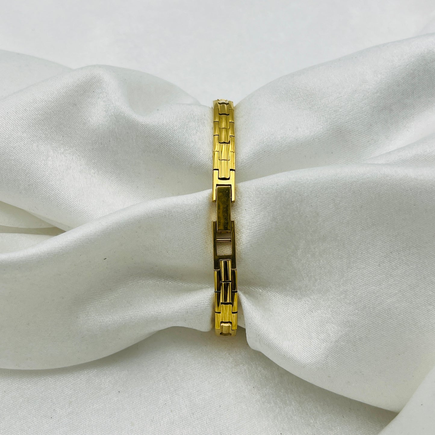 Pulsar Diamanté Watch