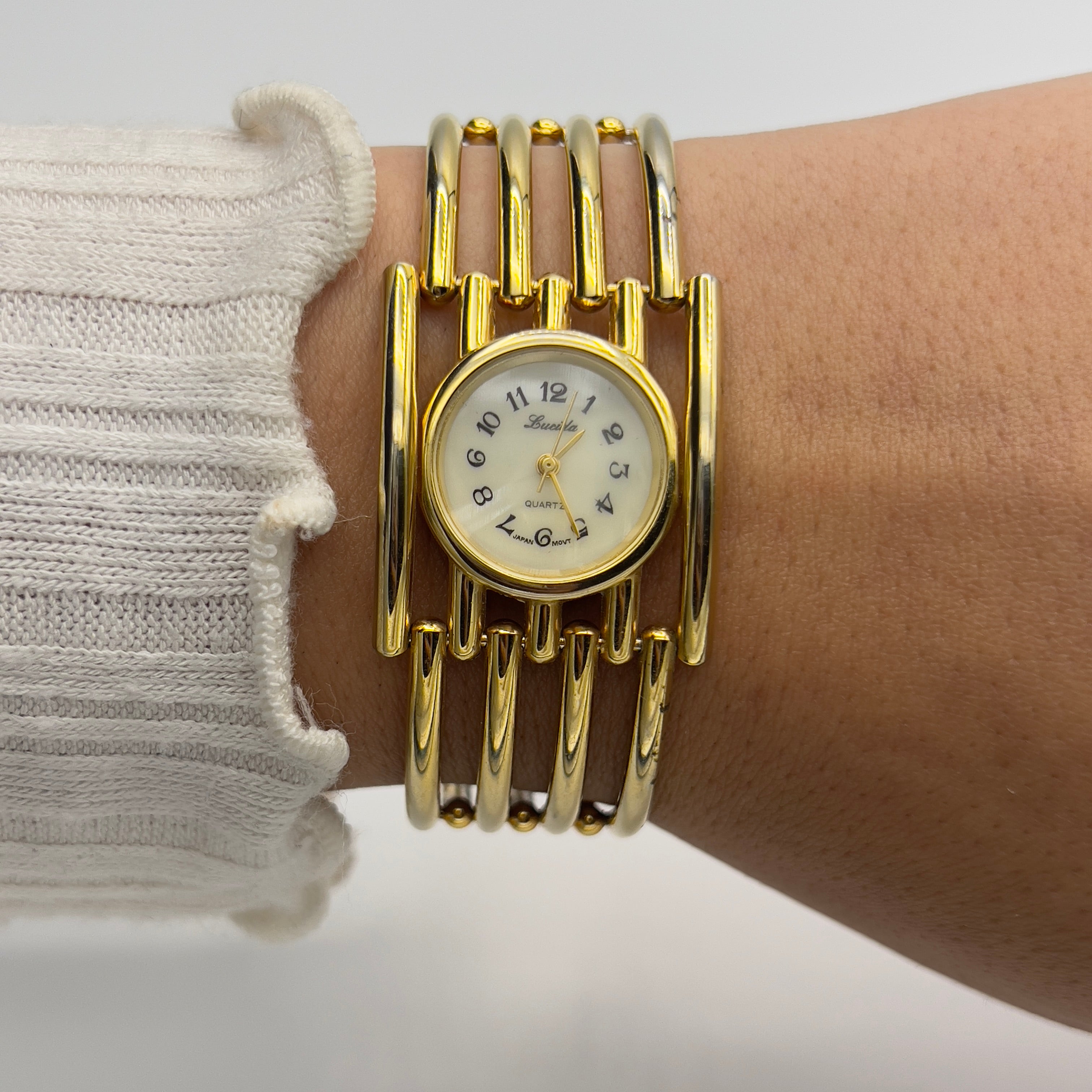 ✨ Unique Gold-Toned Watch