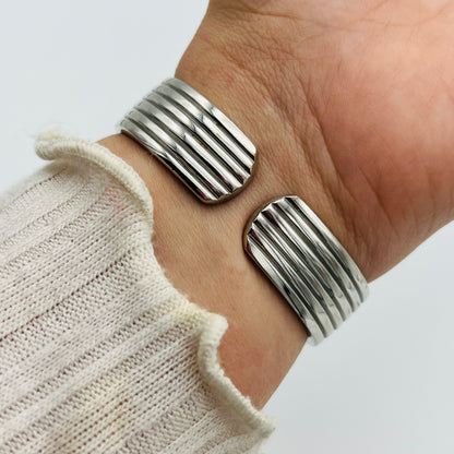 Turquoise Stone Peek-a-Boo Watch