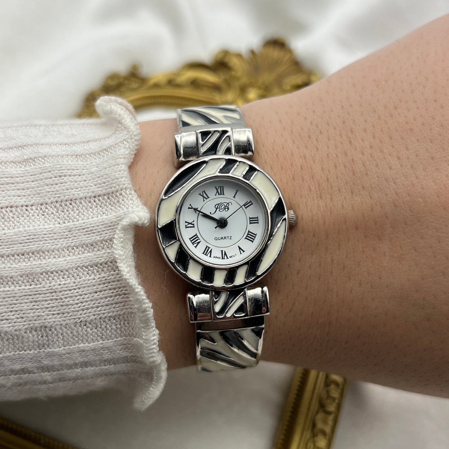 Chic Zebra Bangle Watch