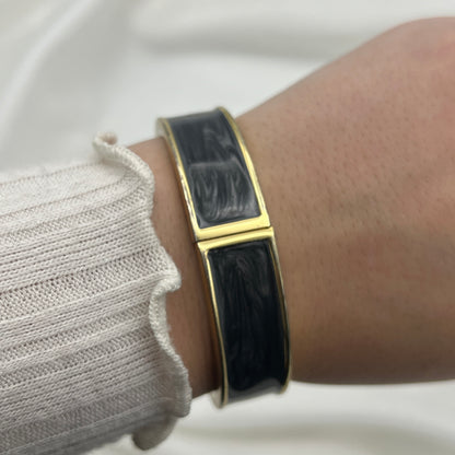 Cute Black Swirl Enamel Bangle Bracelet