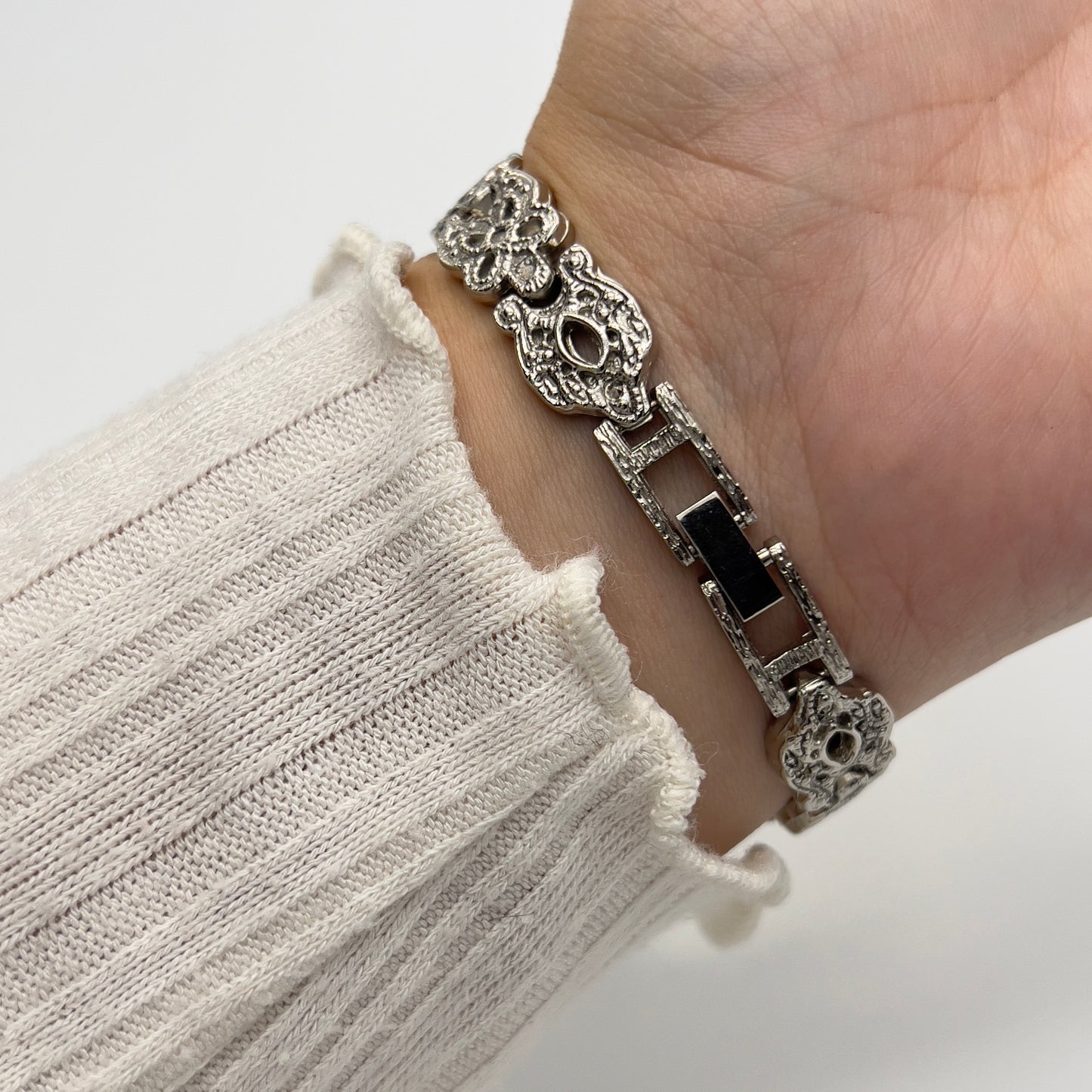 🩶 Silver-Toned Art Deco Watch