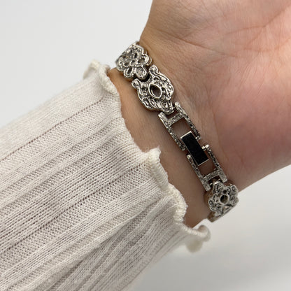 🩶 Silver-Toned Art Deco Watch