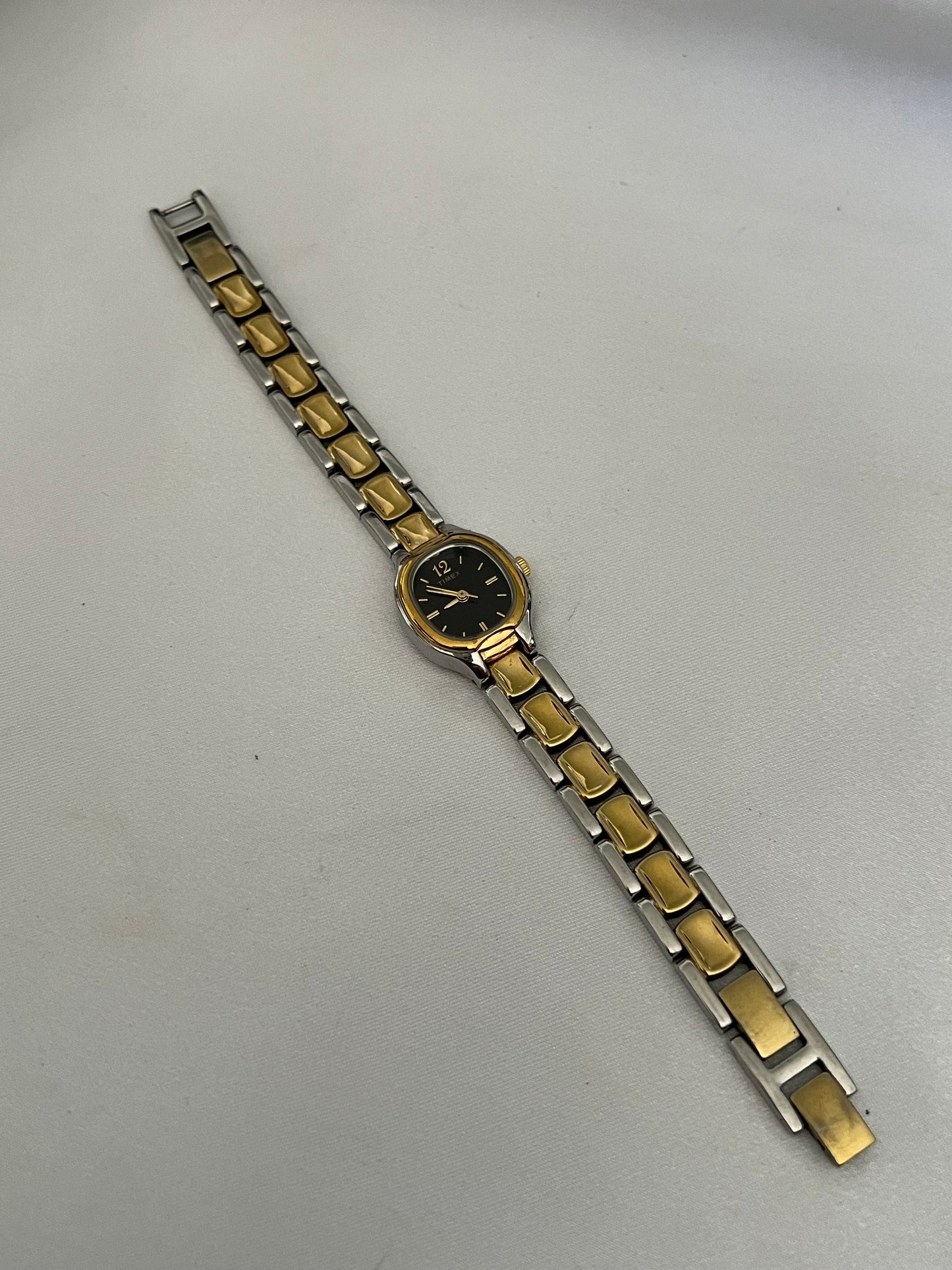 💛🩶 Timex Two-Toned Watch