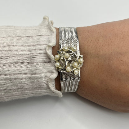 RARE Pilgrim 17 Jewels Silver-Toned Peek-a-boo Watch