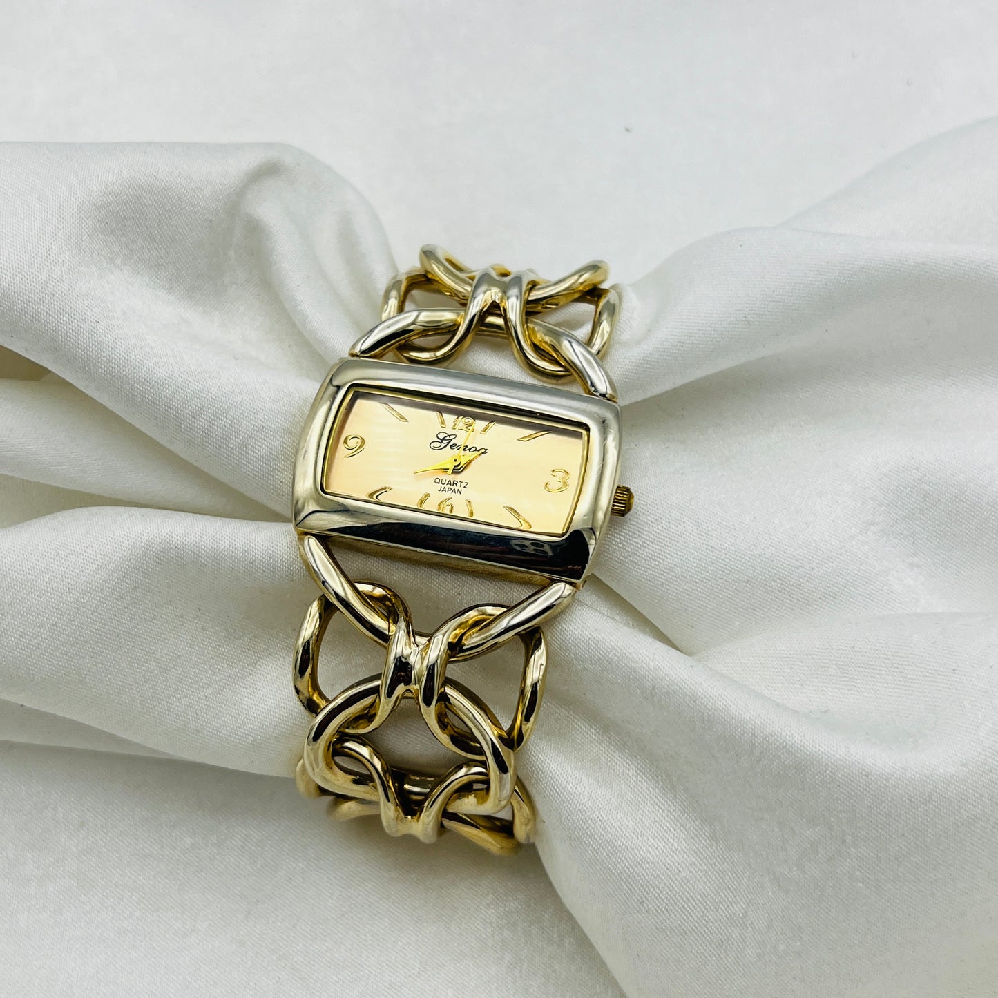 Cute Chain Gold-Tone Watch
