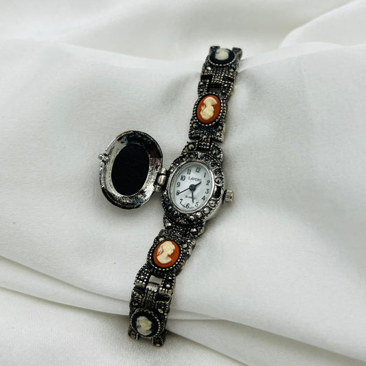 Cameo Peek-a-boo Watch