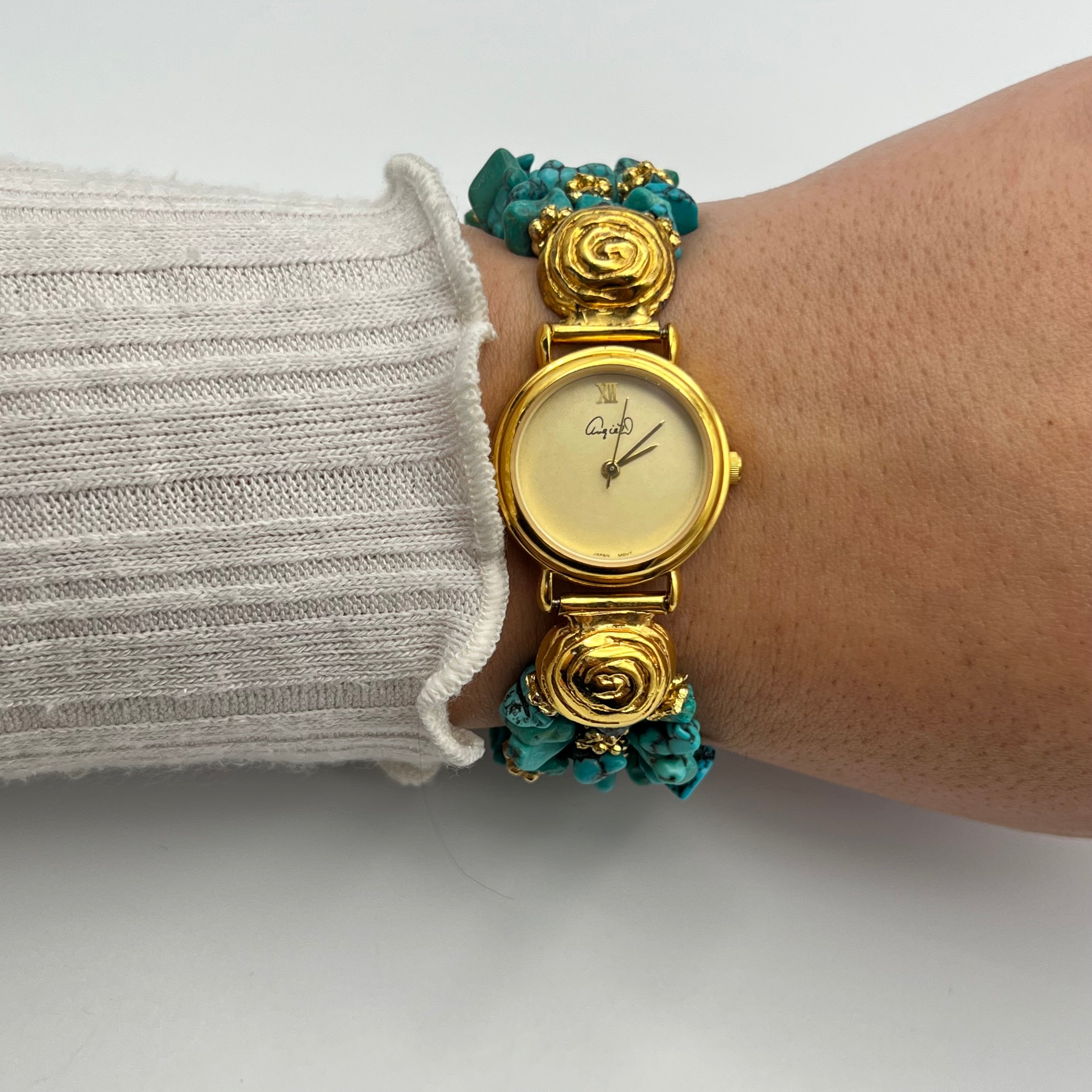 💚💙 Gold-Toned Watch with Turquoise Stone Strap