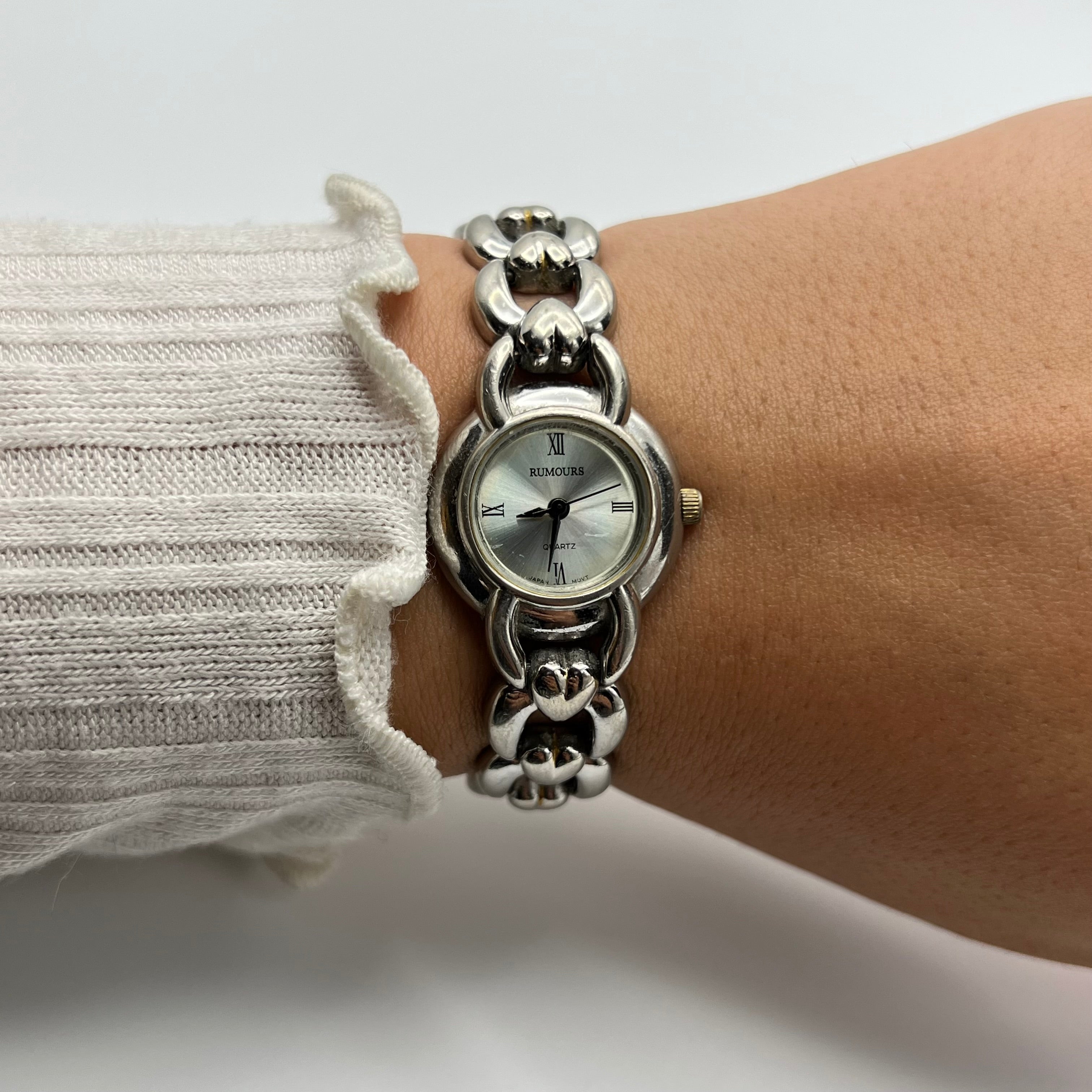 🩶 Silver-Toned Watch with Heart Strap