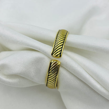 Poinsettia Flower Peek-a-boo Watch