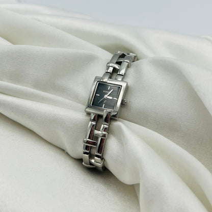 🩶 Fossil Black Dial Silver-Toned Watch