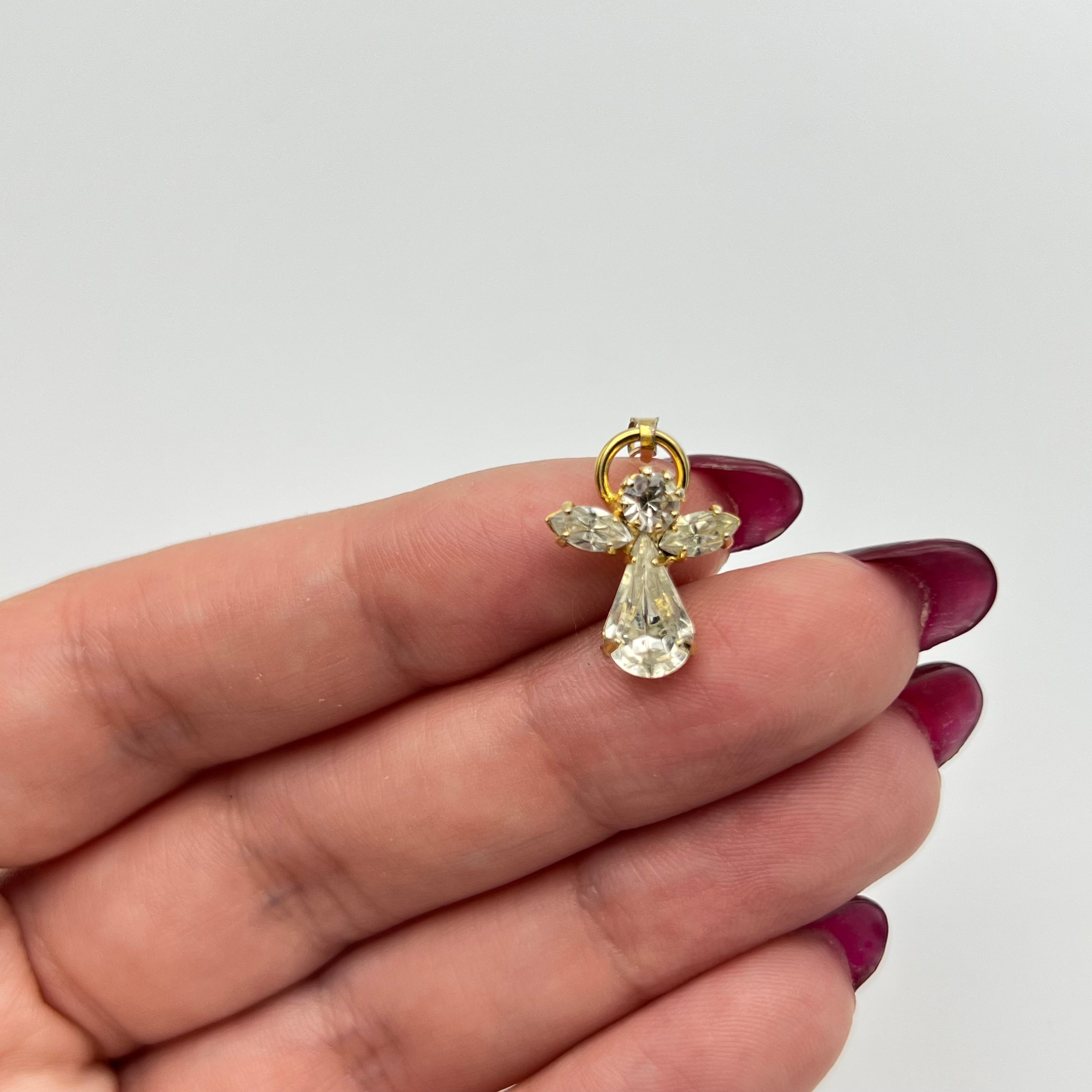 😇 Angel Diamanté Charm