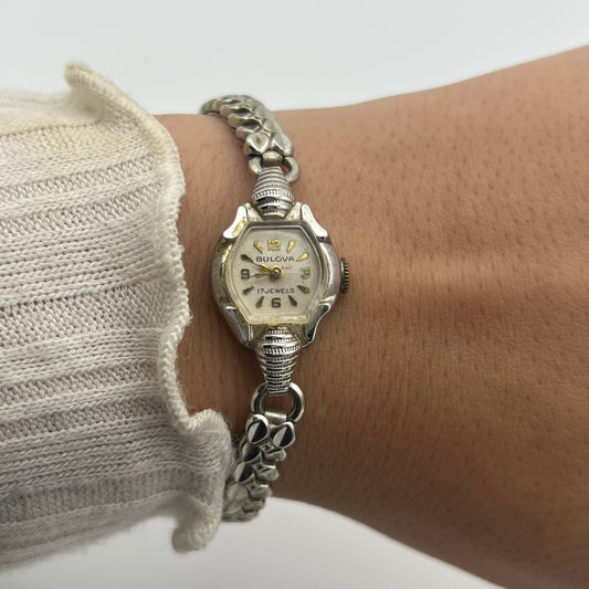 Bulova 17 Jewels Silver-Toned Watch