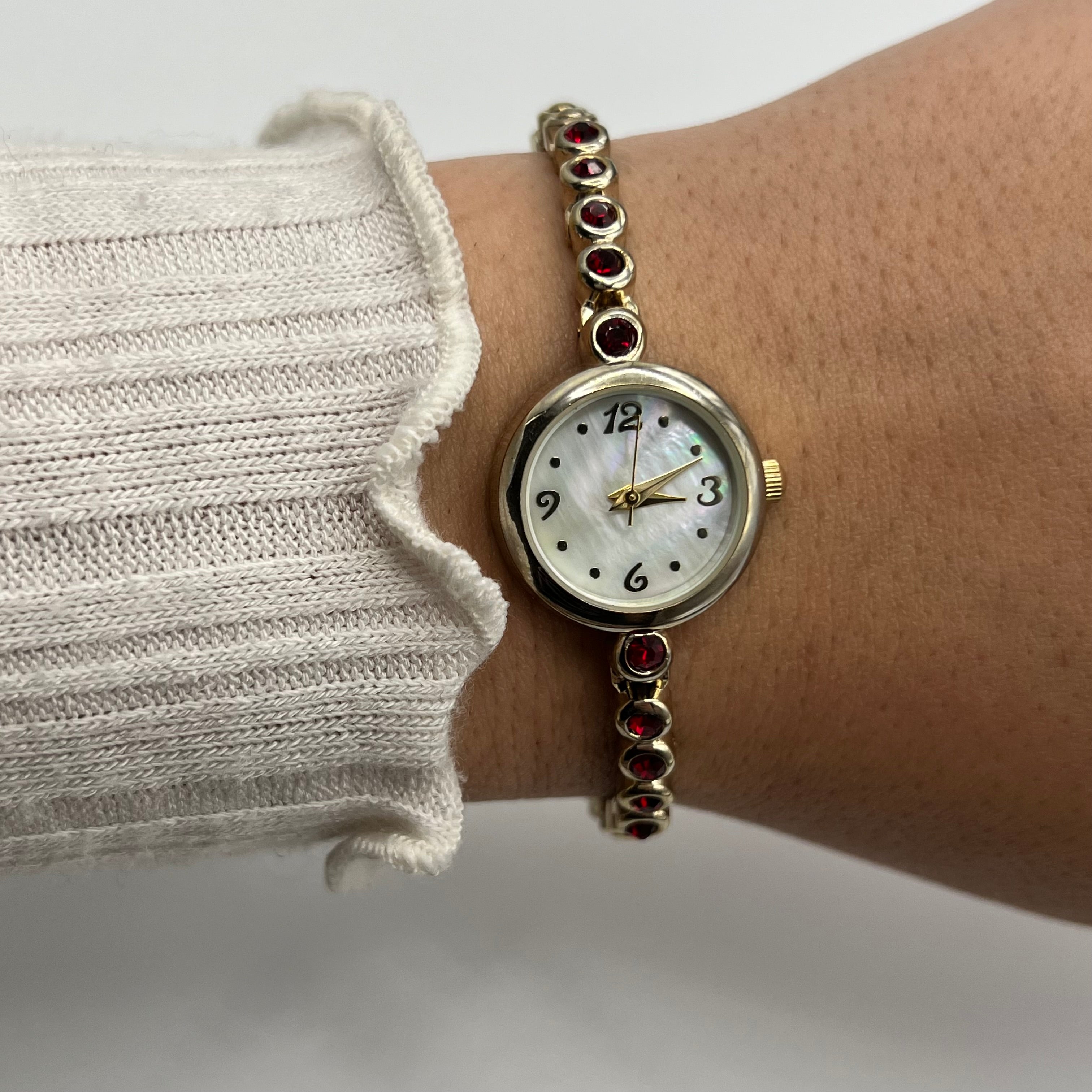 ❤️ Gold-Toned Watch with Red Gemstone Strap