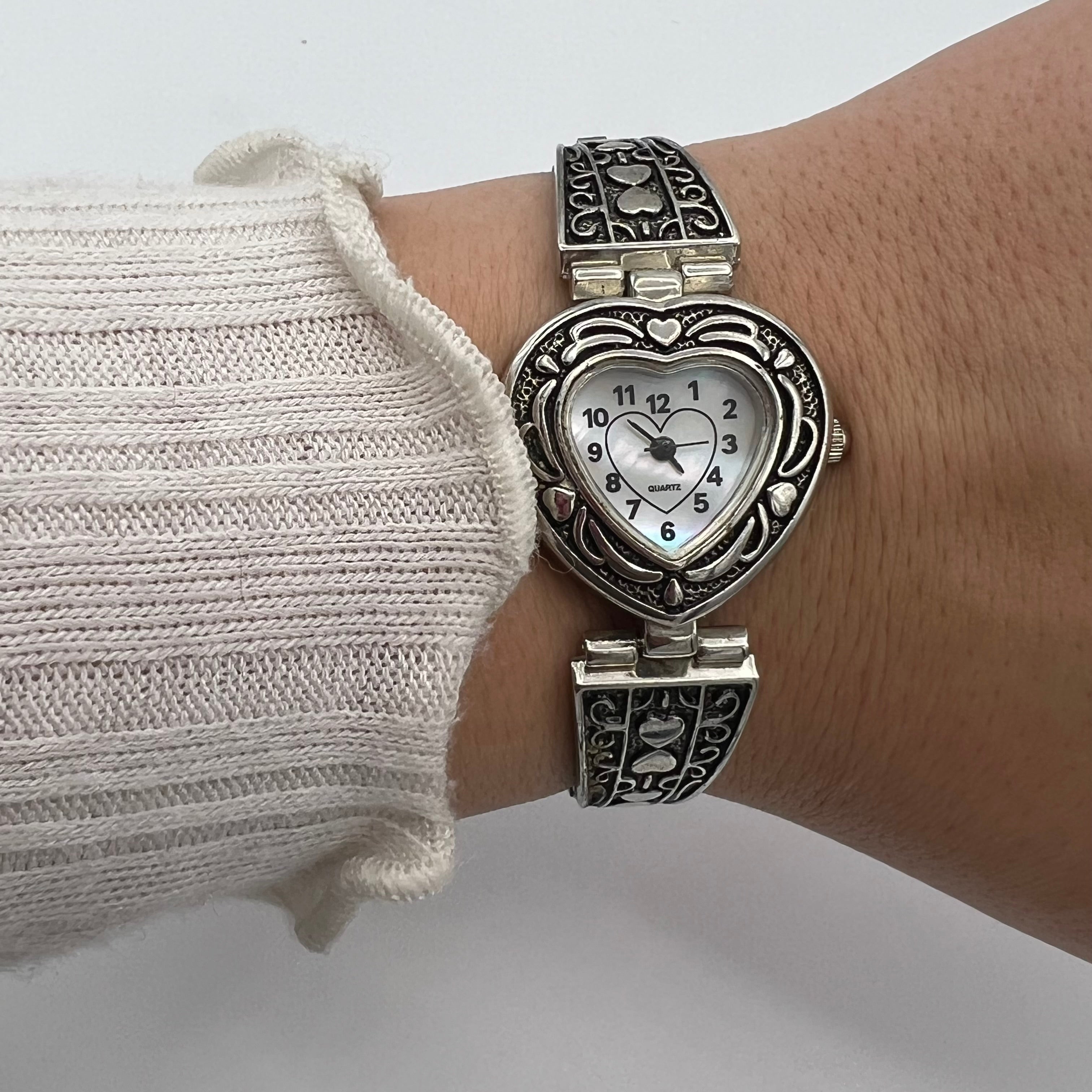 🩶 Silver-Toned Watch with Mother of Pearl Heart Dial