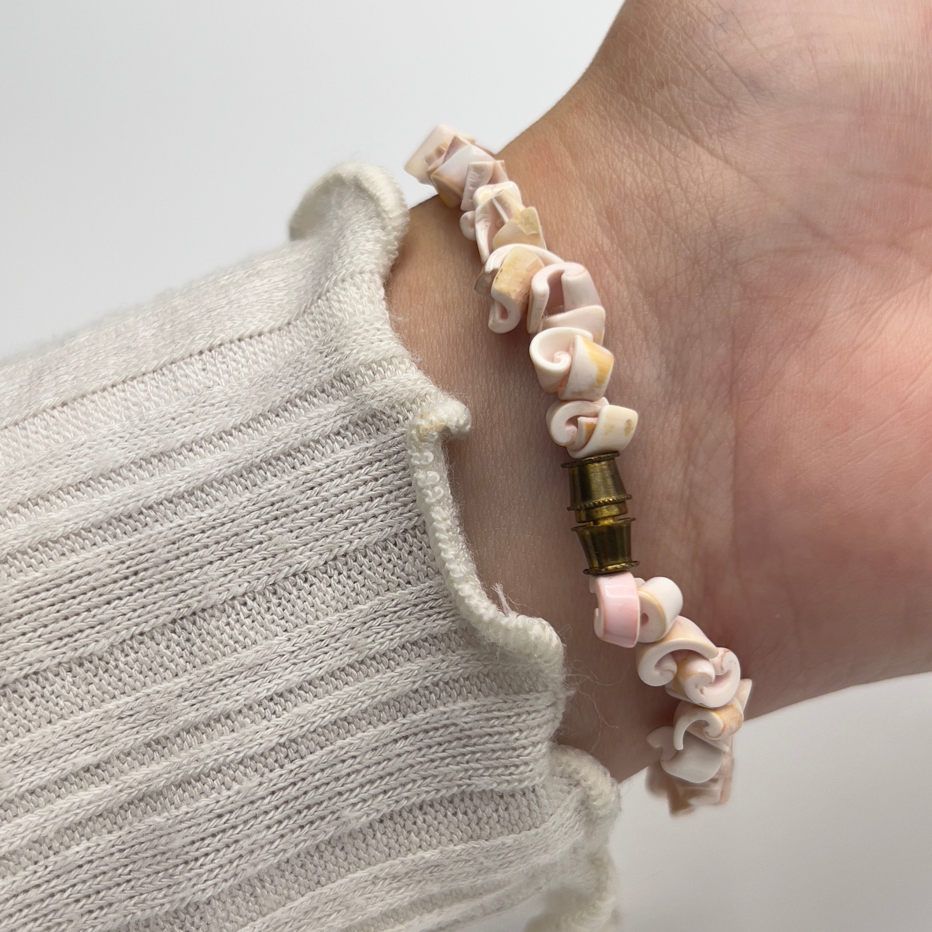 💞🐚 Baby Pink Shell & Pearl Bracelet