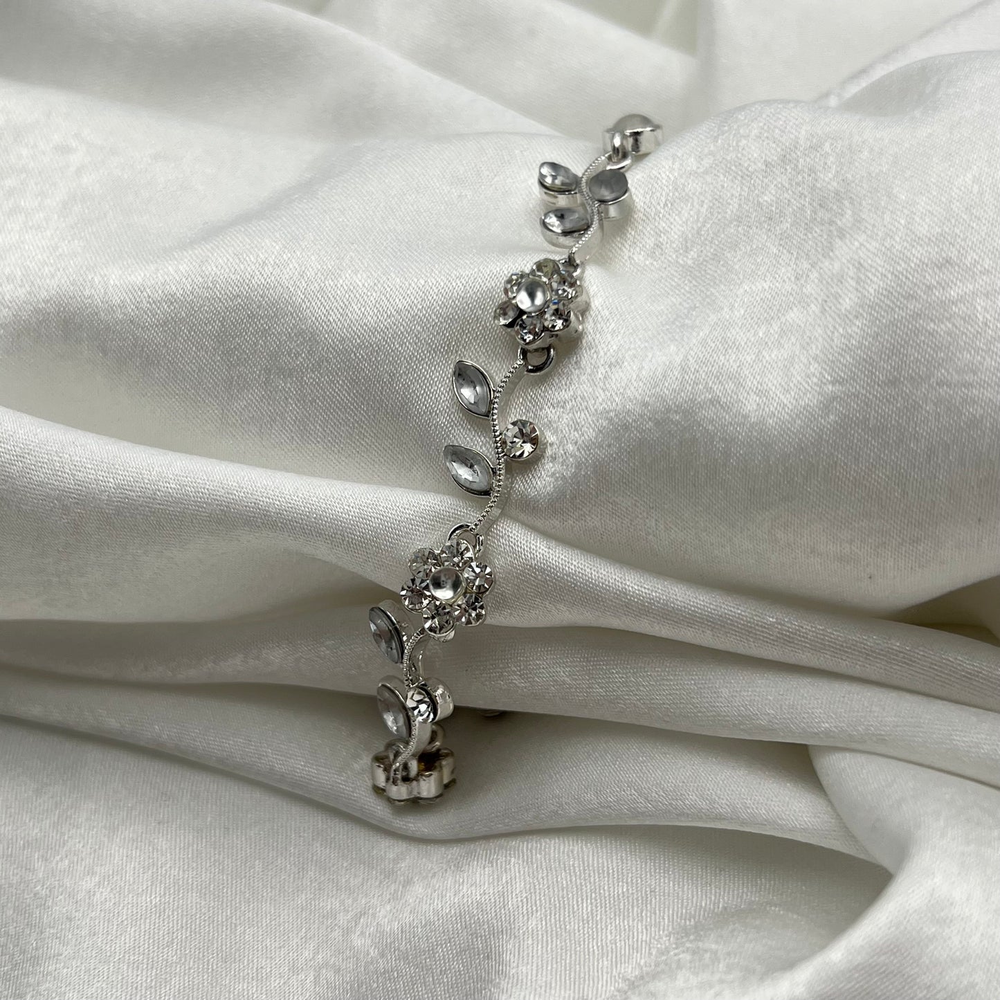Silver-Toned Flower Bracelet