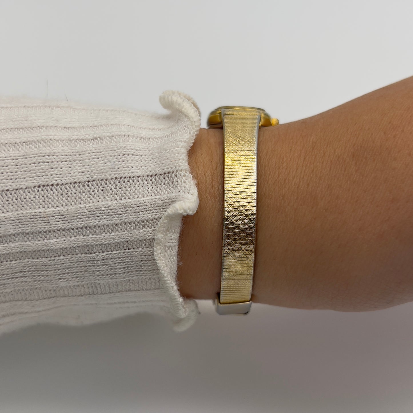 Classic Gold-Toned Watch