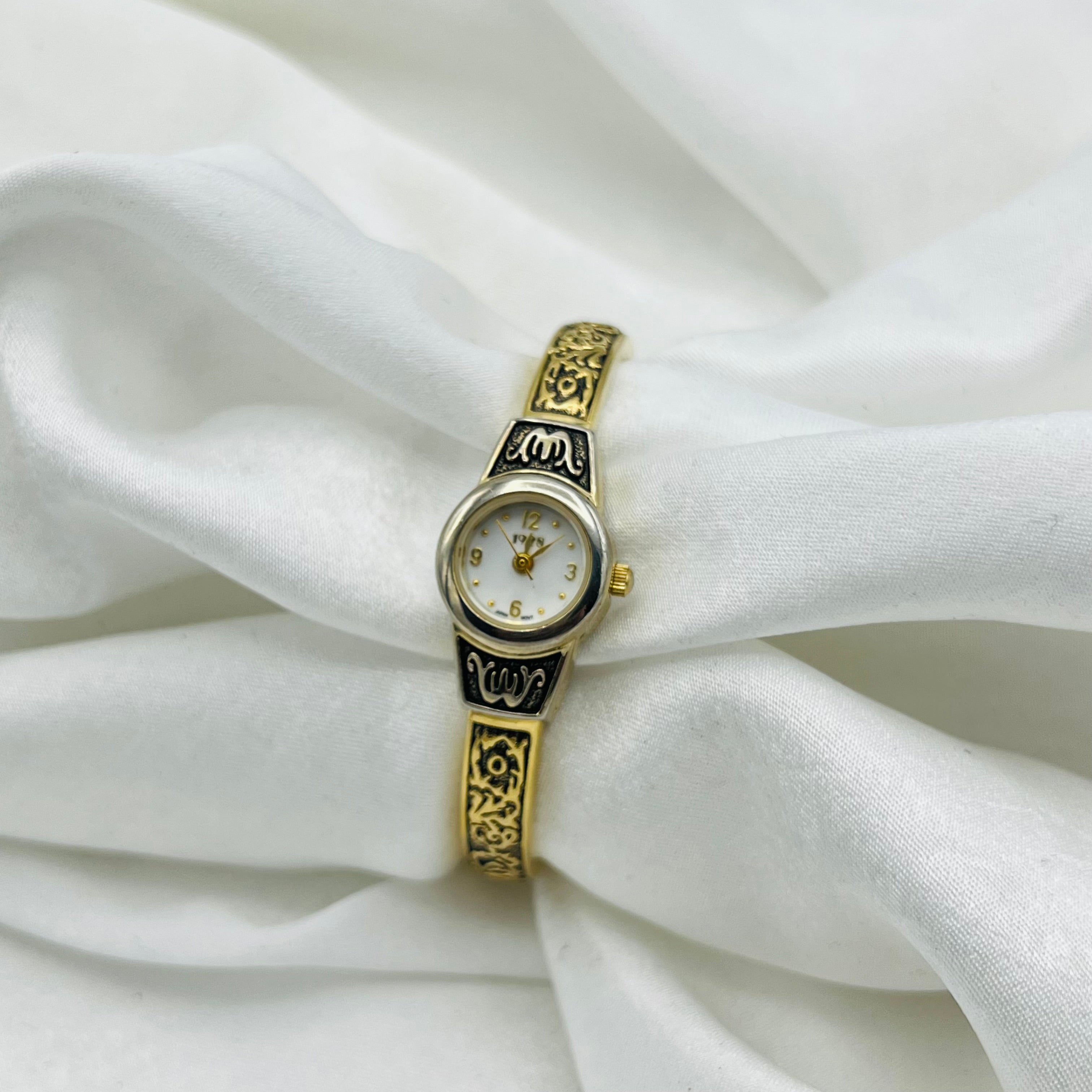 ✨ Dainty Gold-Toned Art Deco Bangle Watch