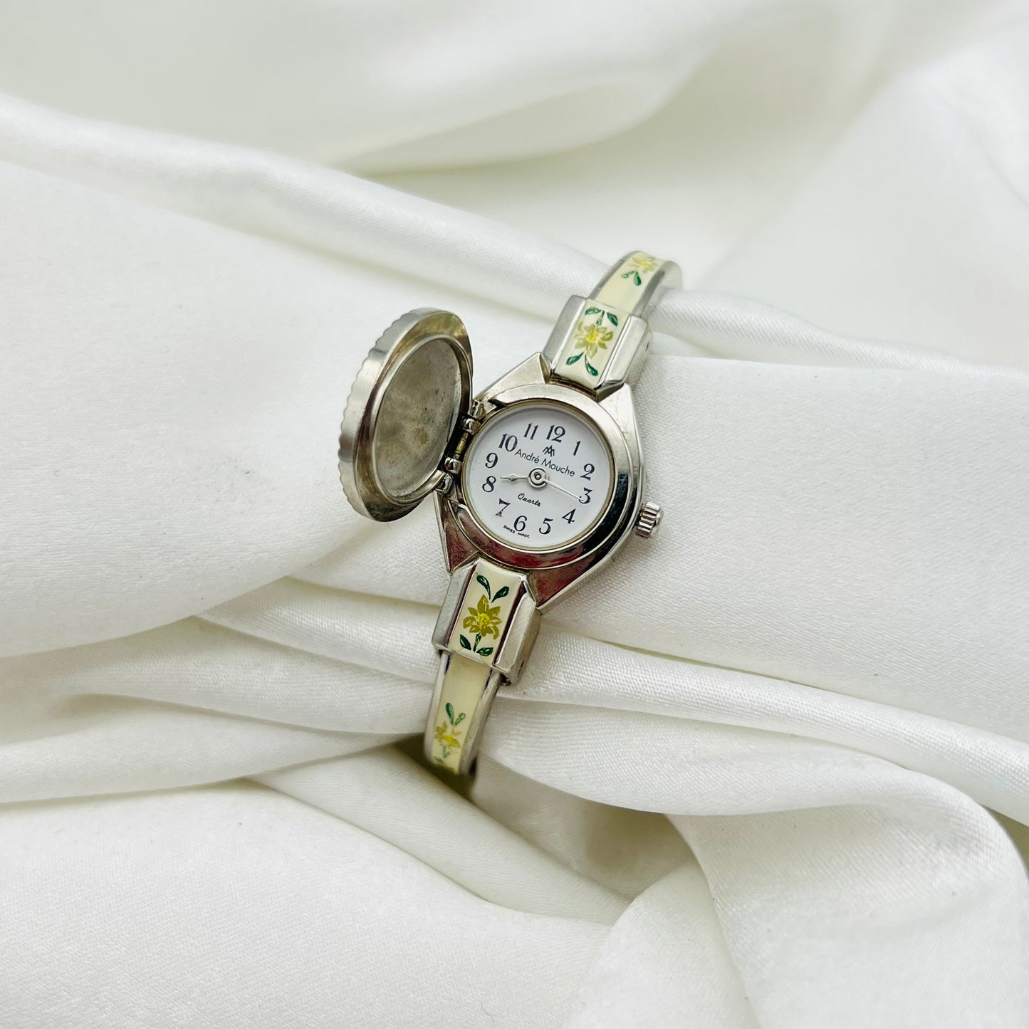 RARE Andre Mouche Flower Peek-a-boo Watch