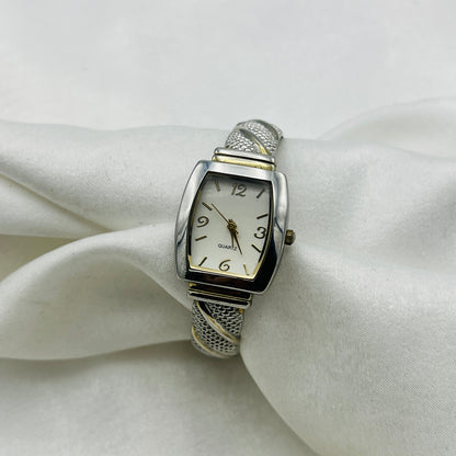 Silver-Toned Twist Detailed Watch
